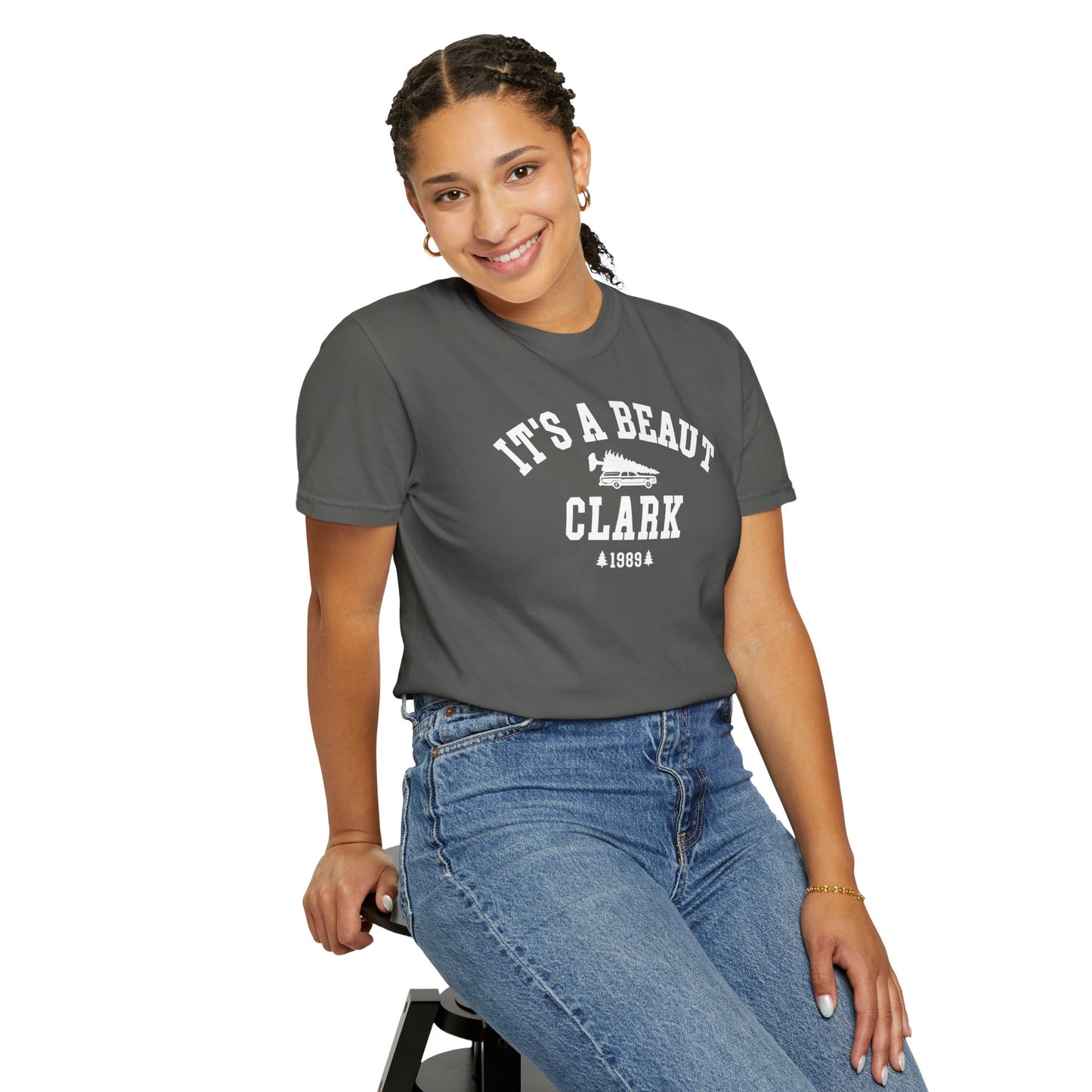 IT’S A BEAUT, CLARK CHRISTMAS T-SHIRT