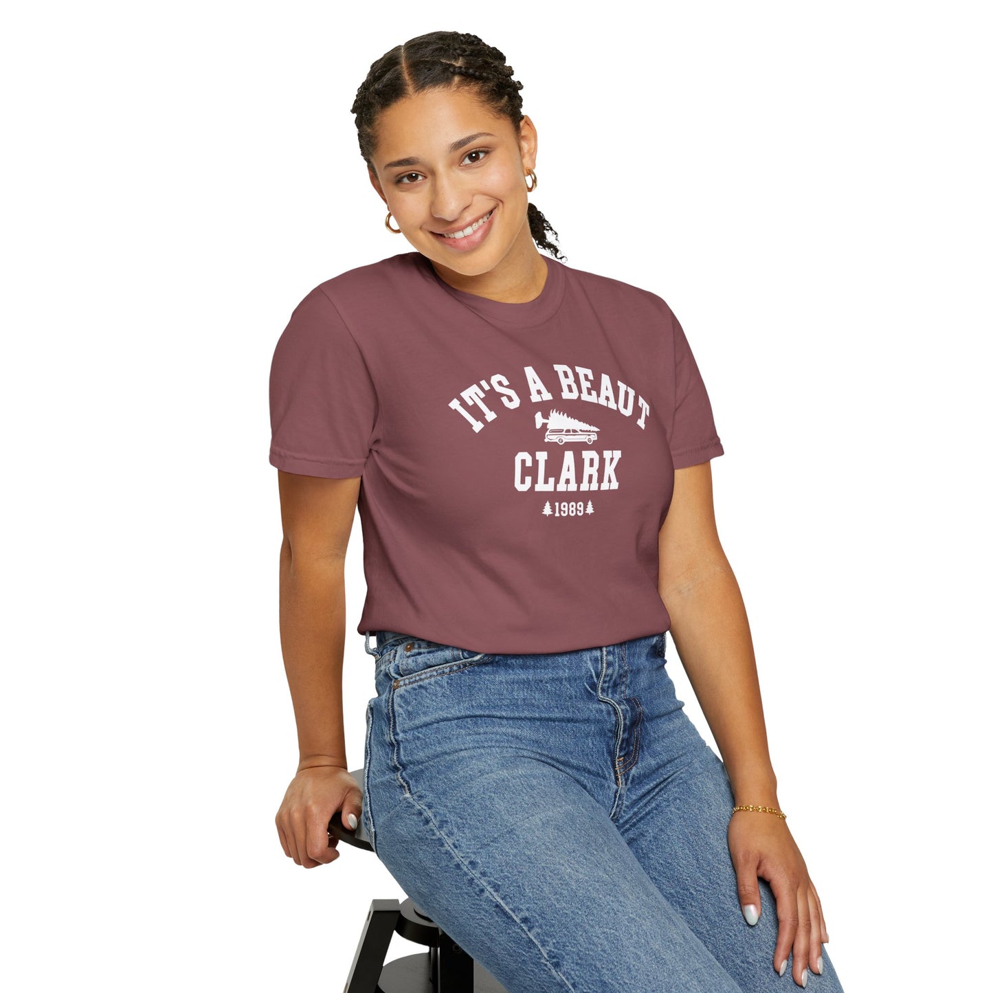 IT’S A BEAUT, CLARK CHRISTMAS T-SHIRT