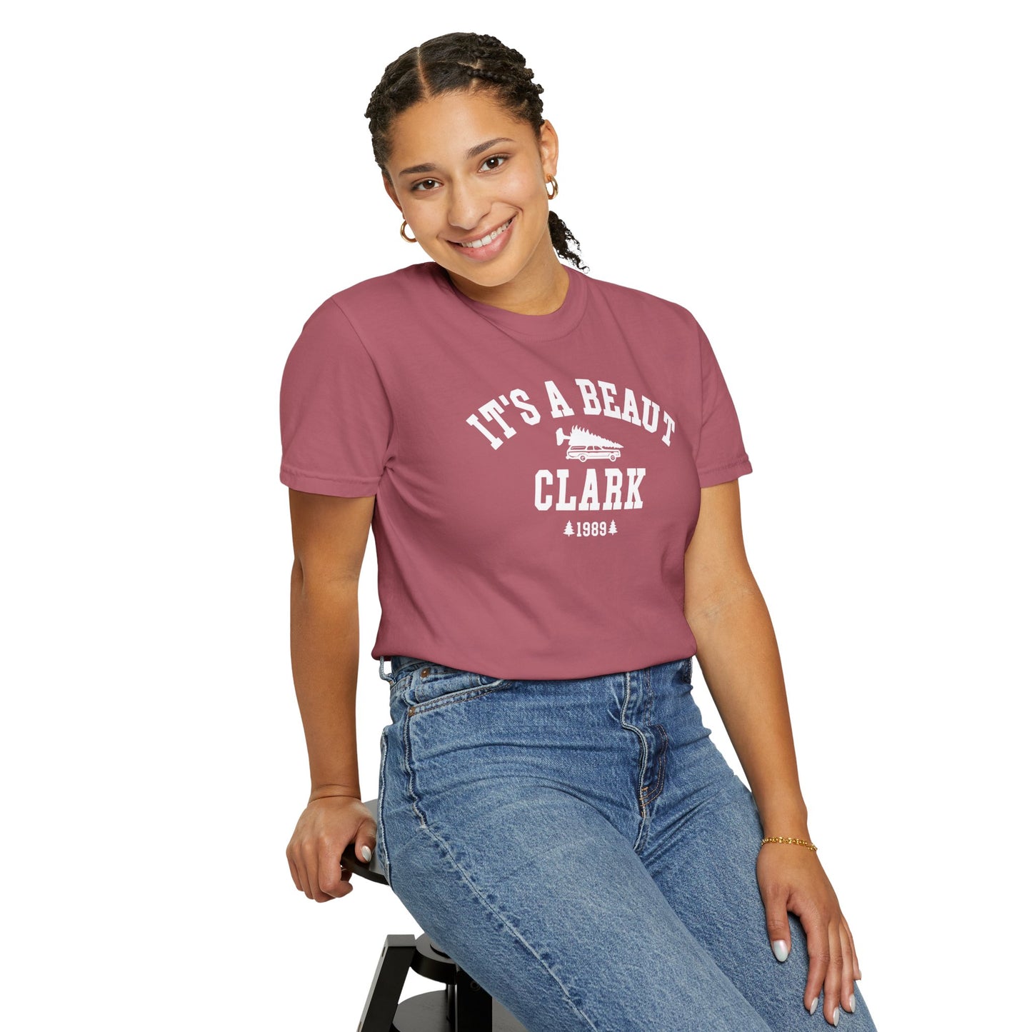 IT’S A BEAUT, CLARK CHRISTMAS T-SHIRT